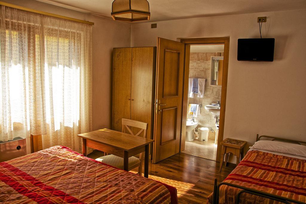 Albergo Ristorante Iris Ауронцо ди Кадоре Екстериор снимка
