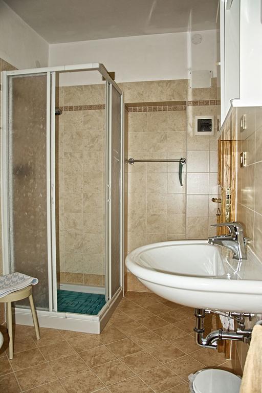 Albergo Ristorante Iris Ауронцо ди Кадоре Екстериор снимка