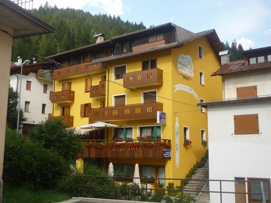 Albergo Ristorante Iris Ауронцо ди Кадоре Екстериор снимка
